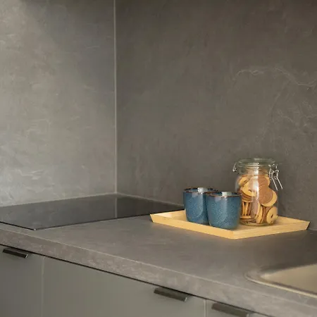 Youston Self Check-in Coliving Hotel Riga
