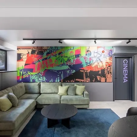 Youston Self Check-in Coliving Hotel Riga