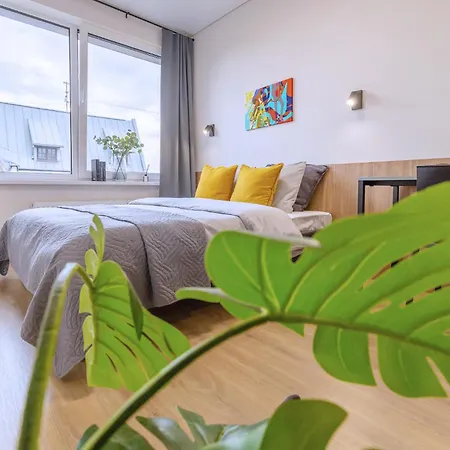 Youston Self Check-in Coliving
